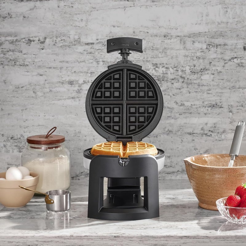 Cuisinart صانعة الوافل البلجيكية القابلة للتقليب، أسود/فضي، بسماكة 1 بوصة، WAF-F30NAS - Image 5